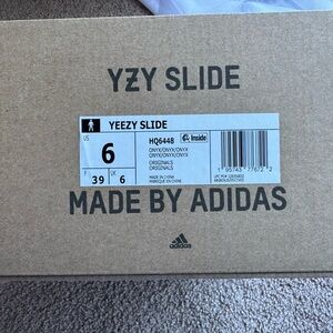YZY slides